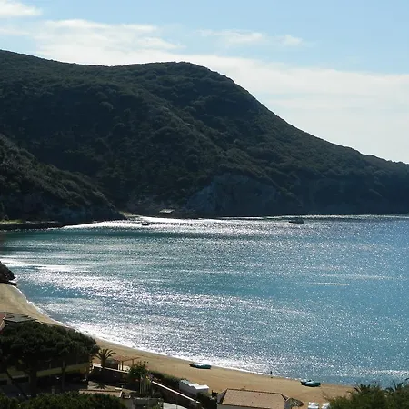 Giglio Rosso Apartman Campese
