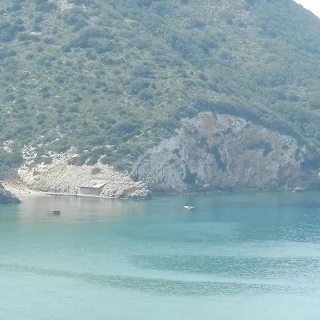 Giglio Rosso Campese