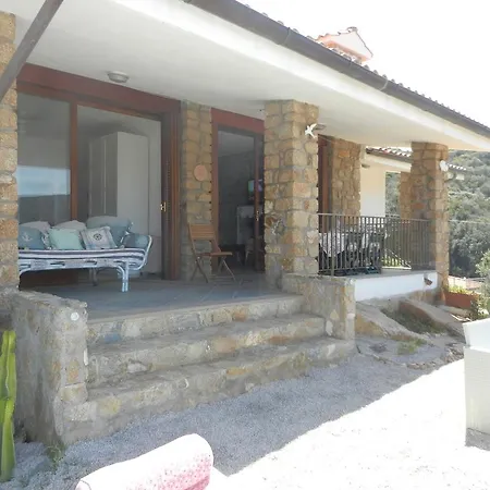 Apartman Giglio Rosso